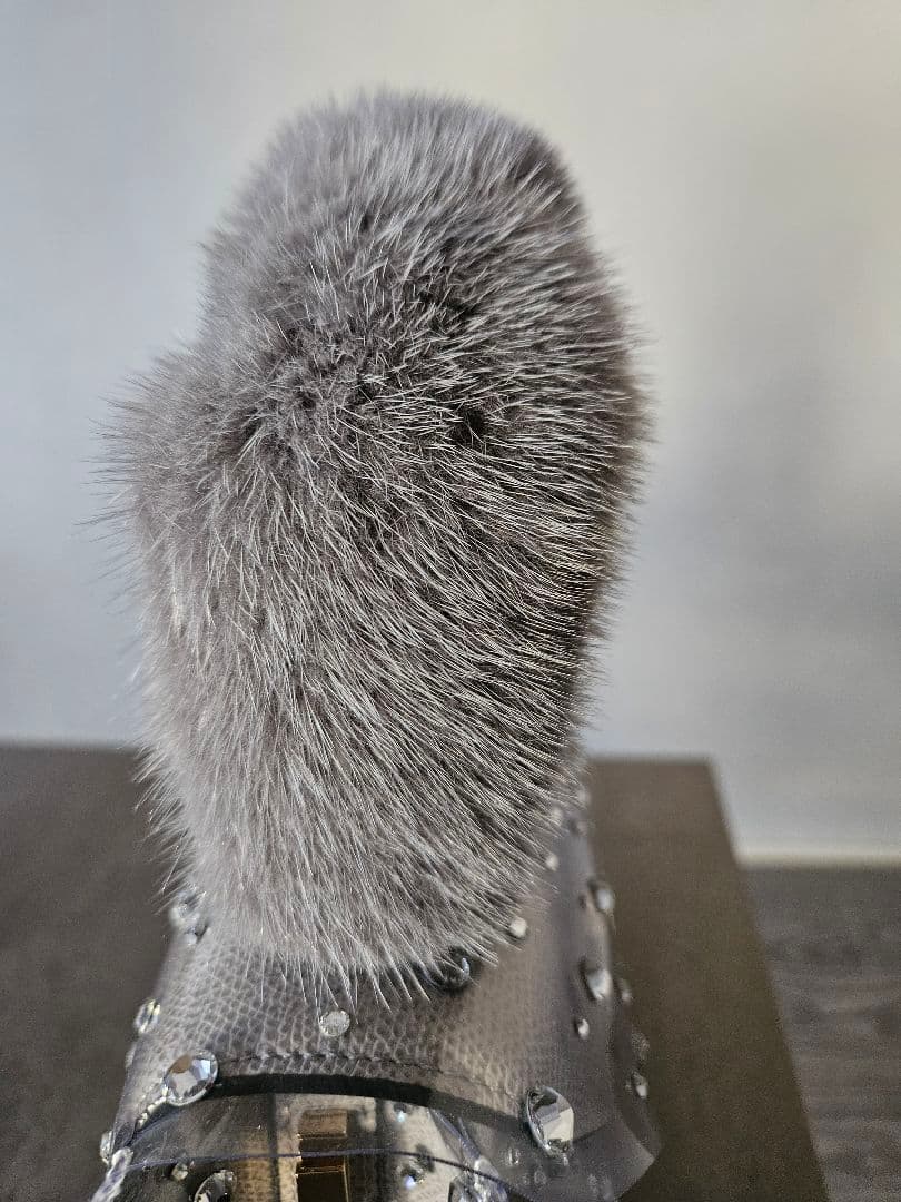 ヴァレクストラ　ミンクファーハンドルカバーグレー系