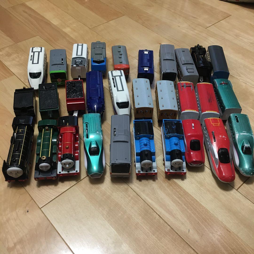 ぱっぱぱ様 レールと同封 プラレール 電車 30点 ジャンク品含め
