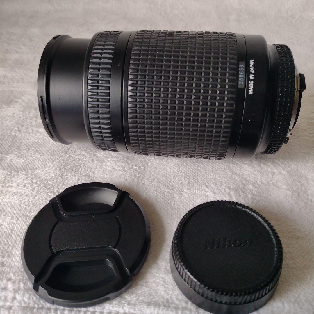 Nikon AF NIKKOR 70-300mm f/4-5.6D ズームレンズ