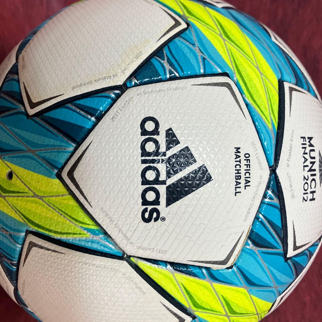 adidas チャンピオンズリーグファイナル2012 サッカーボール