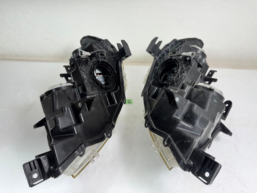 日産 セレナ ハイウェイスター C25 CC25 後期 HID ヘッドライト