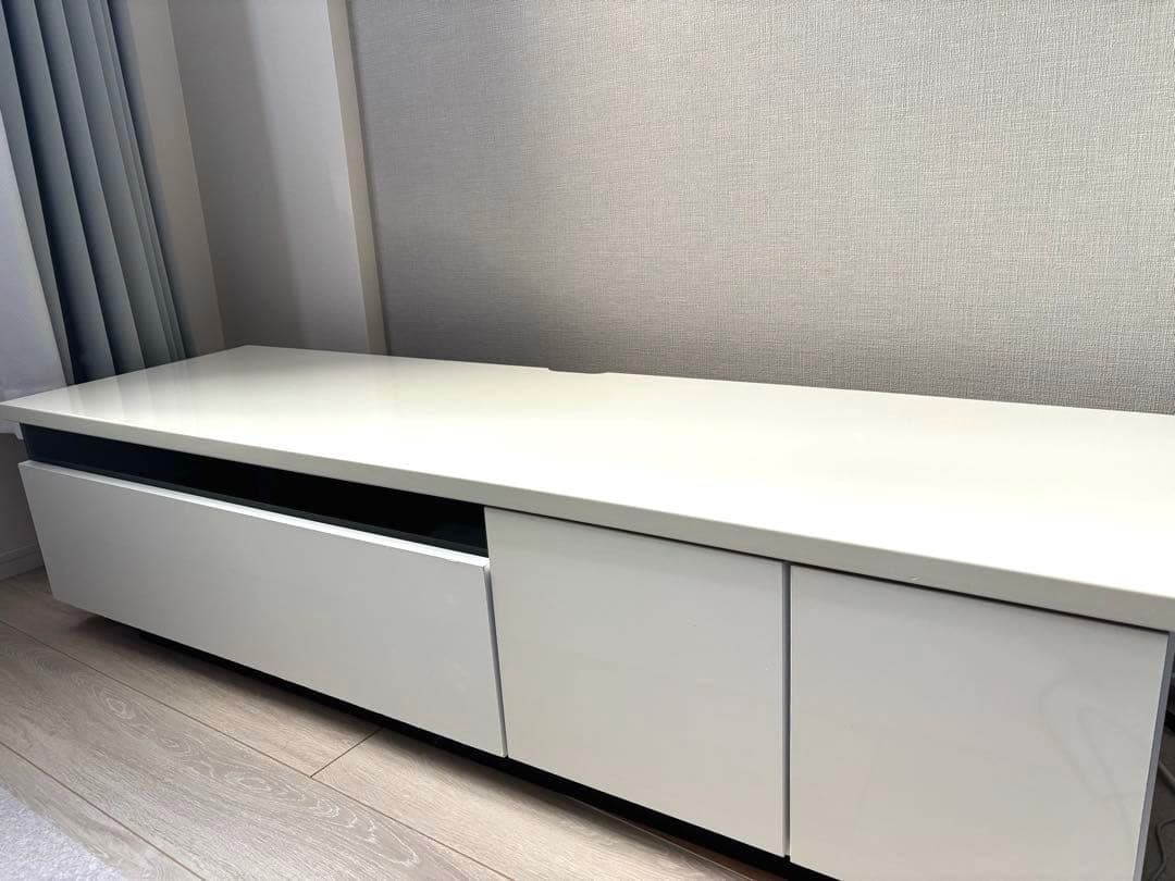 【極美品】LOWYA テレビ台 ローボード モダンホワイト 横幅140cm