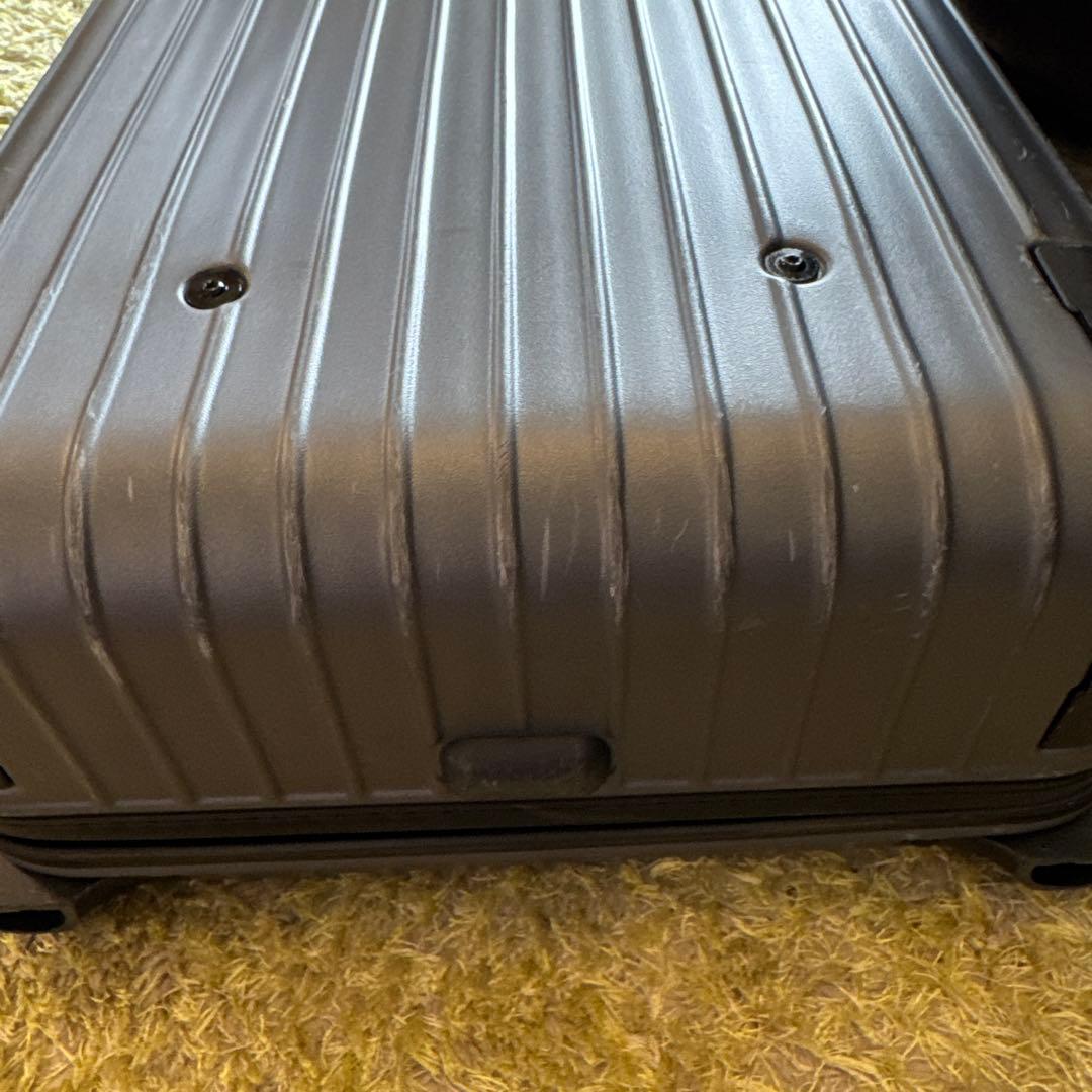 マ*グ様 RIMOWA SALSA 機内持込 33L スーツケース 837.52