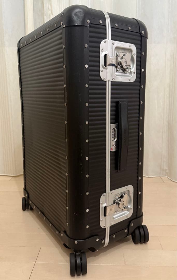 バッグ FPM BANK SPINNER 76