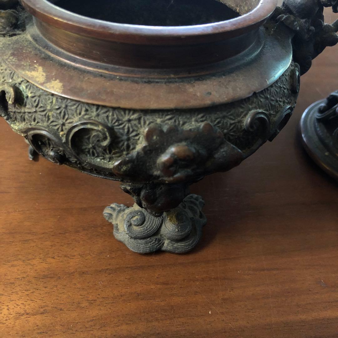 青銅製香炉 動物彫刻付き