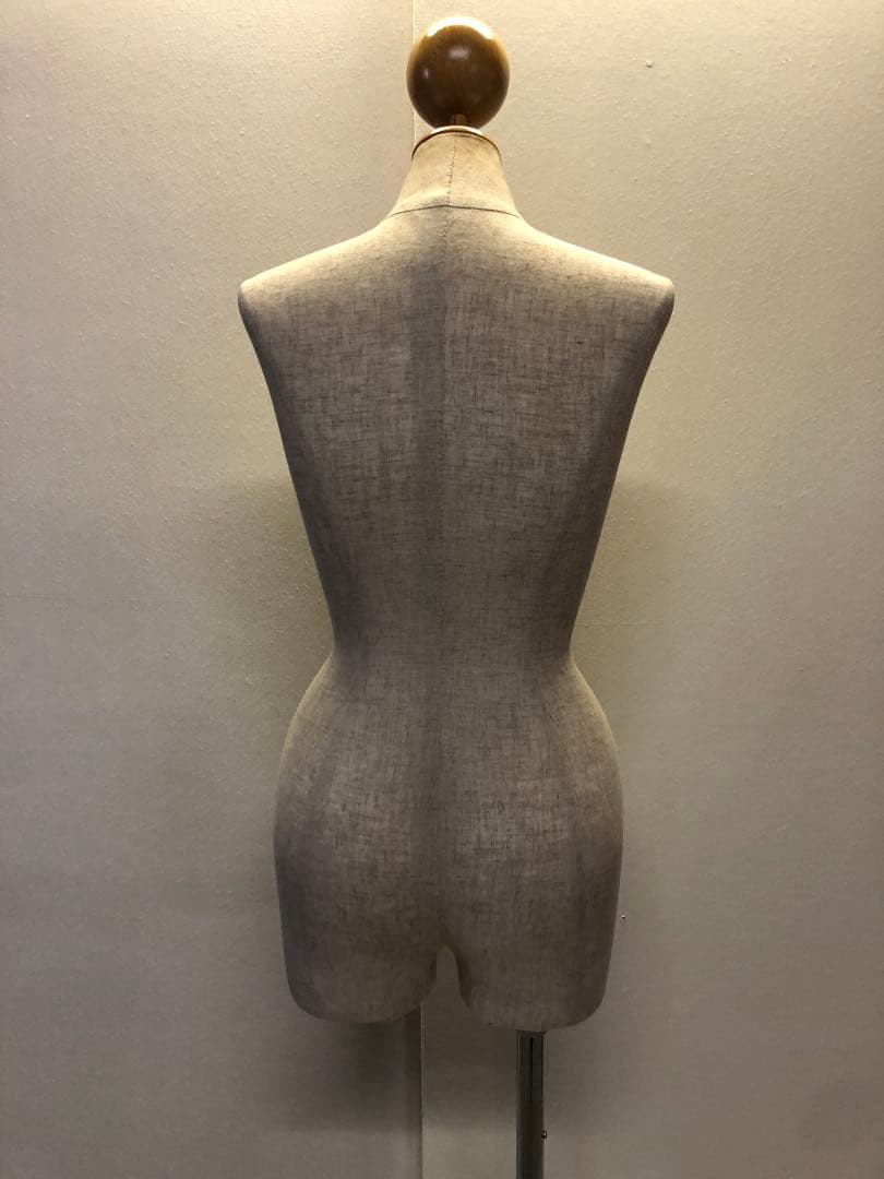 婦人用トルソー・ボディ・マネキン