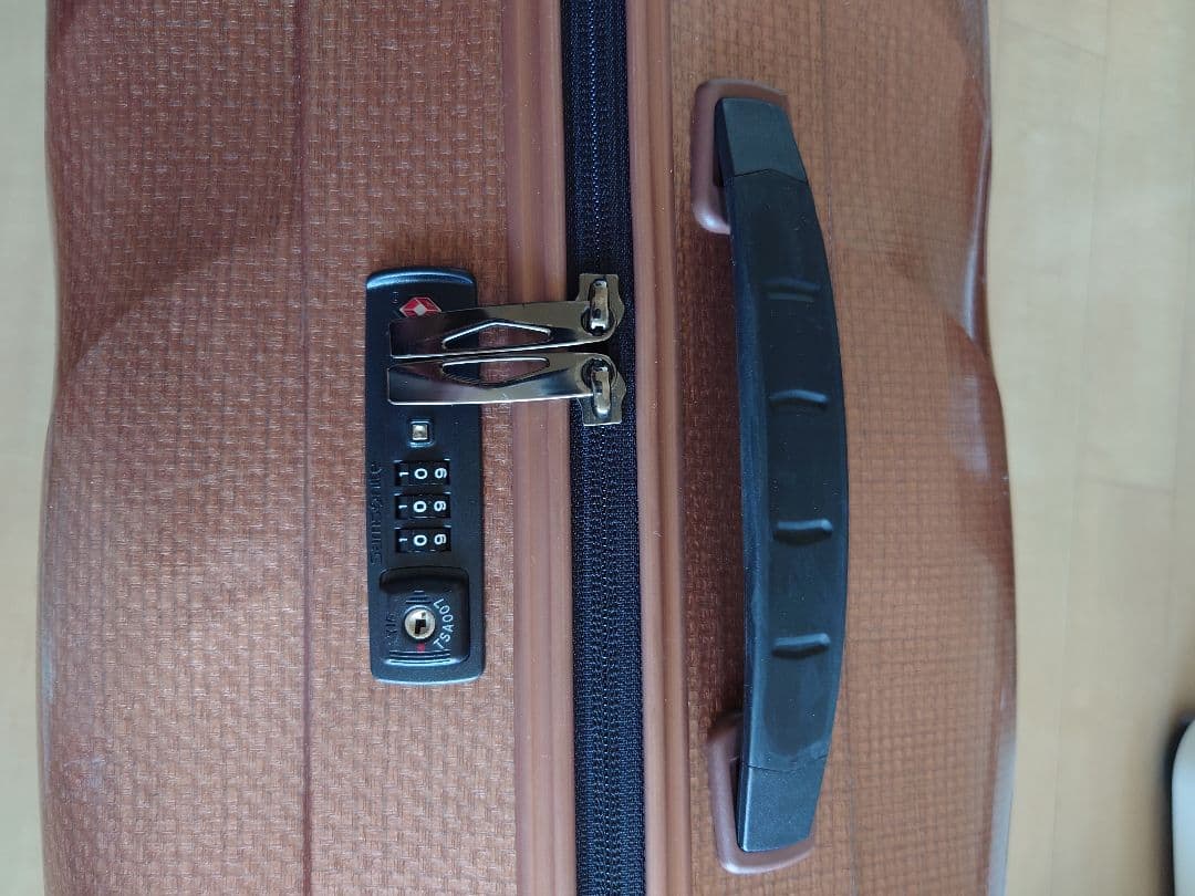 サムソナイト　コスモライト3.0 スピナー　94L