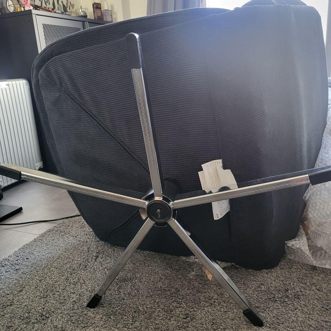 IKEA ディヴリンゲ 黒 ダークグレー コーデュロイ リラックスチェア