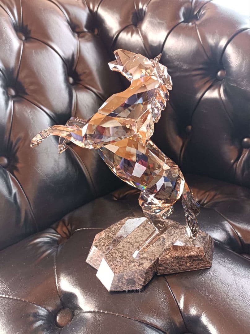 午年の調度品に★迫力★躍動感★スワロフスキーフィギュリン　ソウルメイトスタリオン