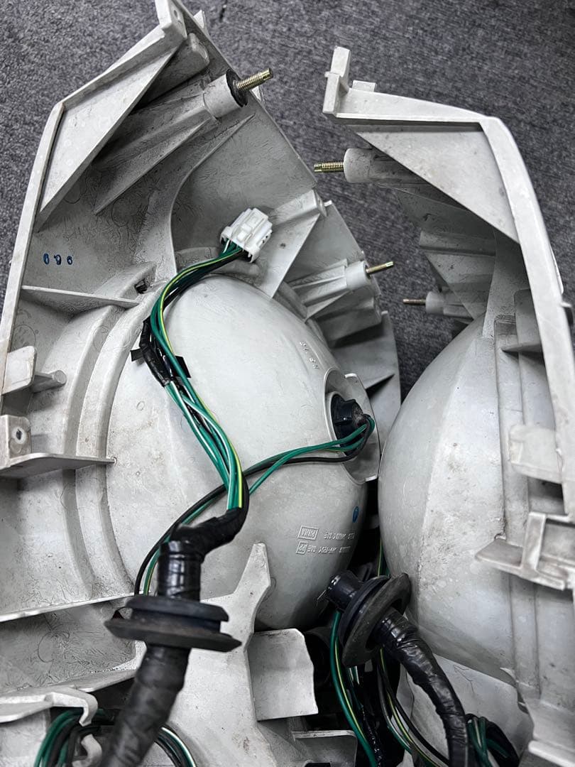 R*B様 純正！BNR34！GT-R！テールランプ！左右セット！ICHIKOH