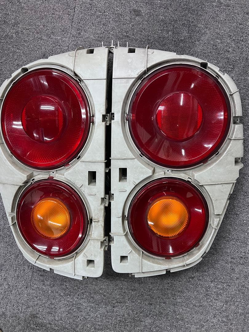 R*B様 純正！BNR34！GT-R！テールランプ！左右セット！ICHIKOH