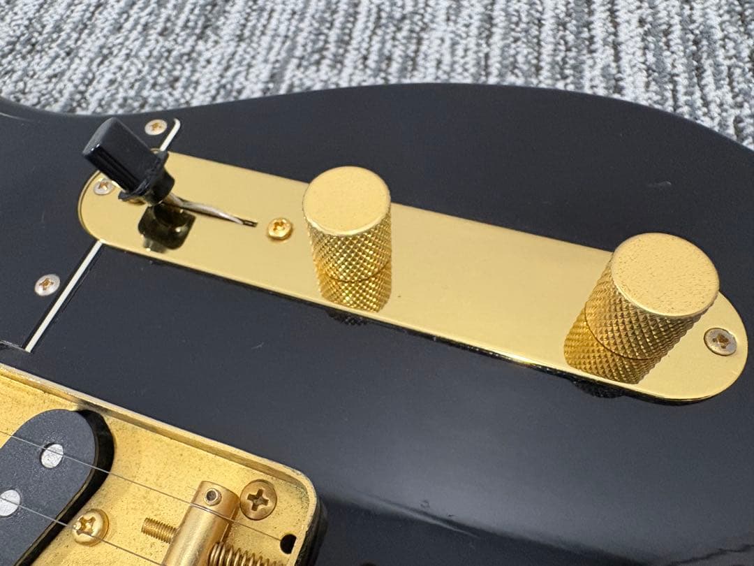 フェンダーJapan テレキャスター ブラック/ゴールドパーツ（97年頃）