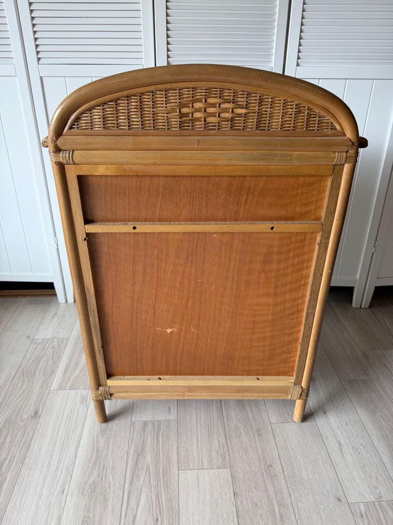 ラタン 籐家具 サイドボードチェスト ヴィンテージ ガラス扉 引き出し レトロ