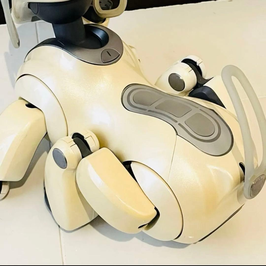 【ジャンク】SONY AIBO ERS-7 犬型 ロボット バーチャルペット