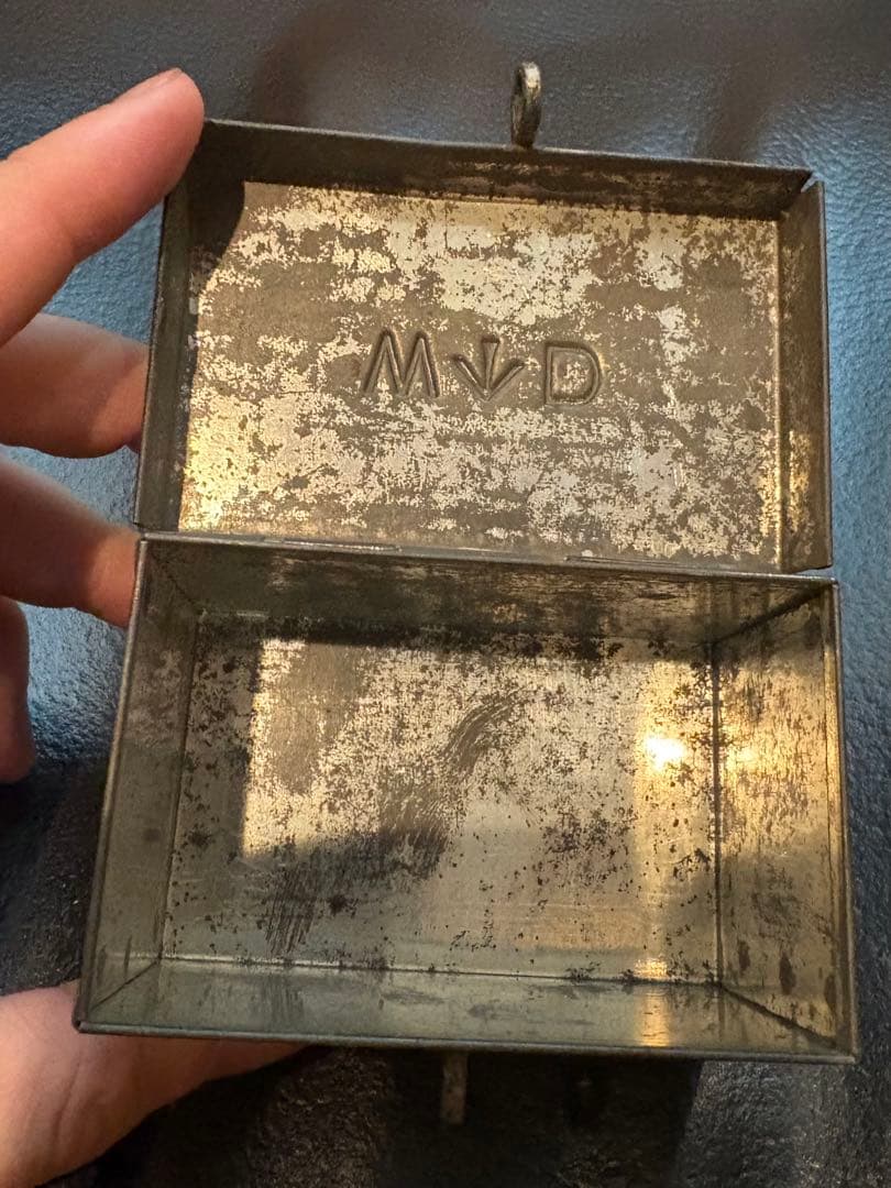 英国陸軍省 メタルボックス W↑D