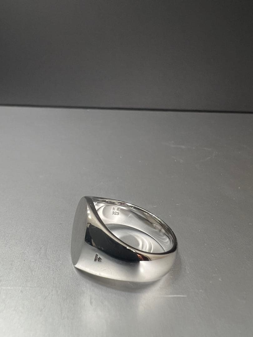 トムウッド　オーバル・サテン 　TOMWOOD Oval Satin （24号）