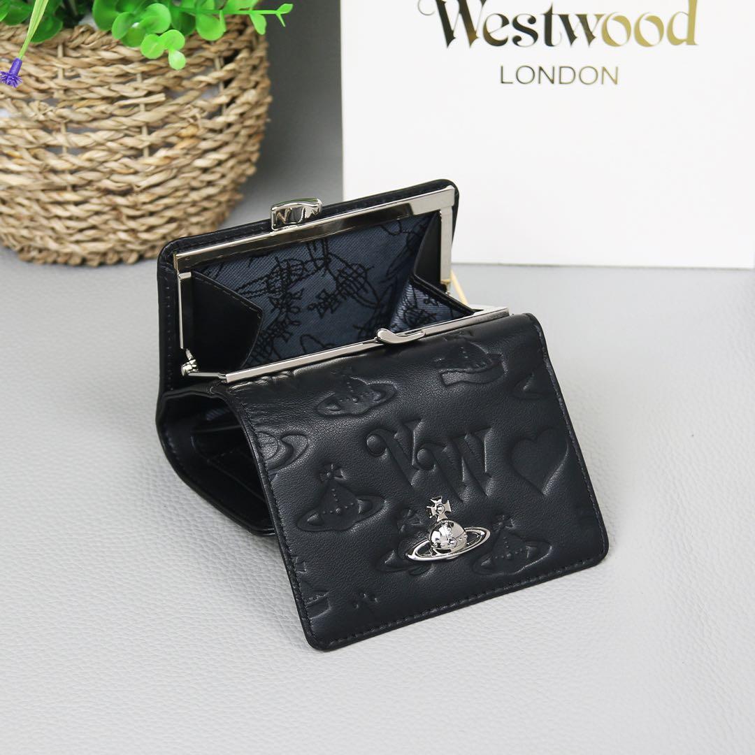 Vivienne Westwood ヴィヴィアン 三つ折り財布 レザー 金s2