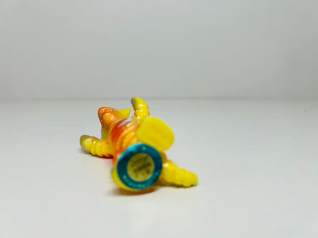 2*t様 ぶたのはな じゃんけんバトル　サドラ　ソフビ 怪獣　ウルトラマン　帰り