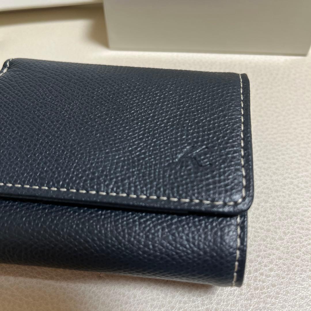 キタムラ　 二つ折り財布 落ち着いたネイビー