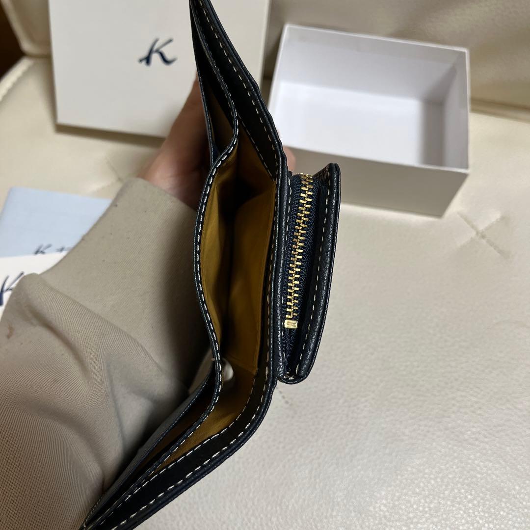 キタムラ　 二つ折り財布 落ち着いたネイビー