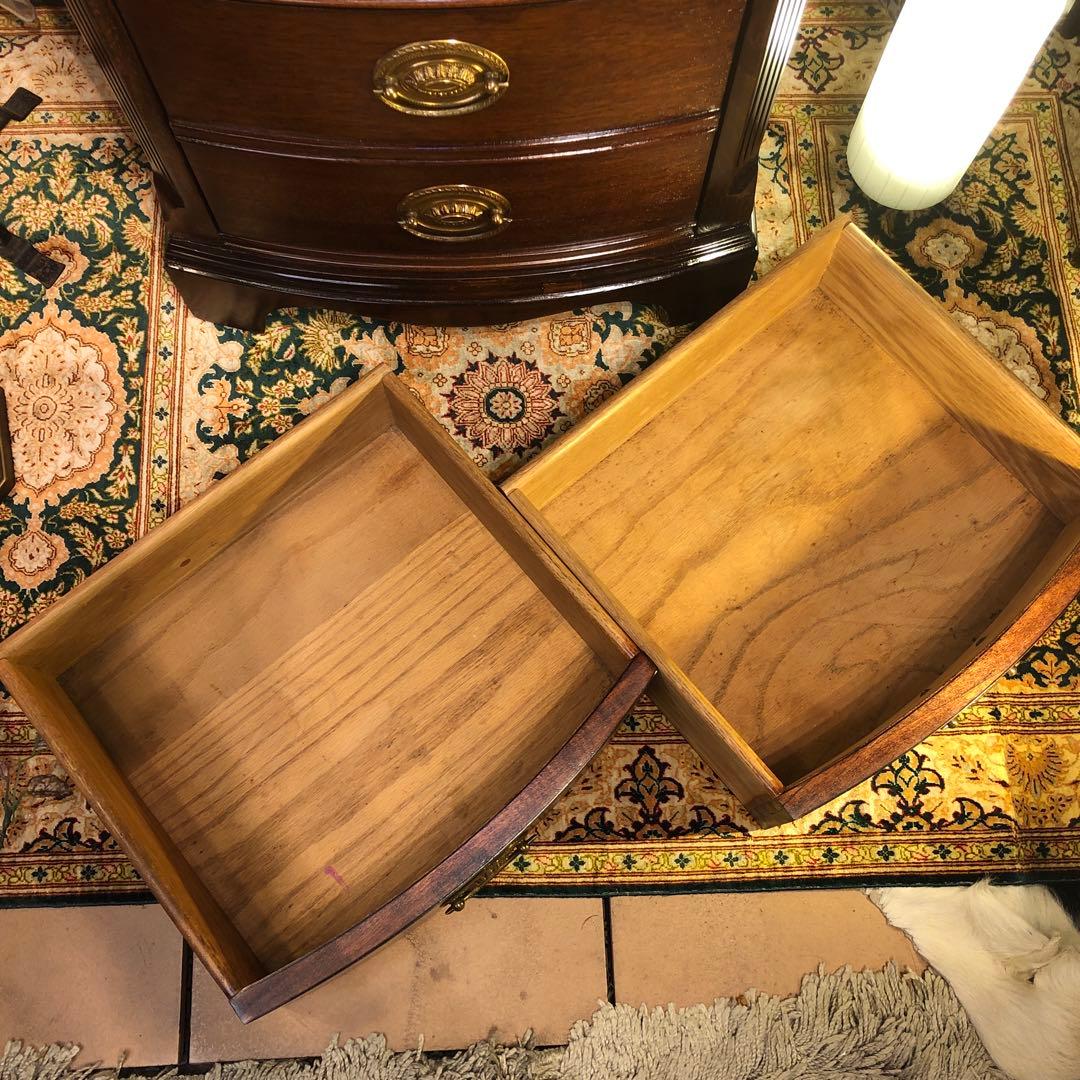 ヴィンテージ US アンティーク　３段　コンパクト　アクセント　キャビネット