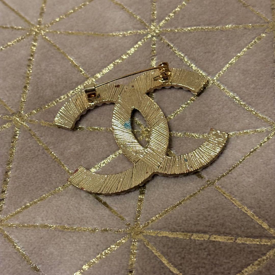 CHANEL パールブローチ ゴールド