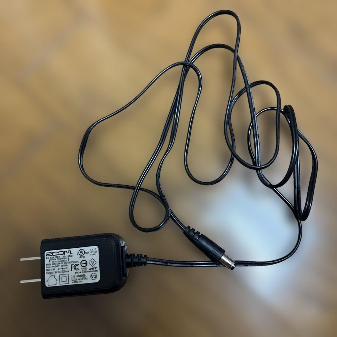 ZOOM G1 FOUR/G1X FOUR マルチエフェクトプロセッサー