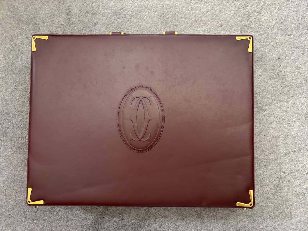 カルティエ　レザーアタッシュケース