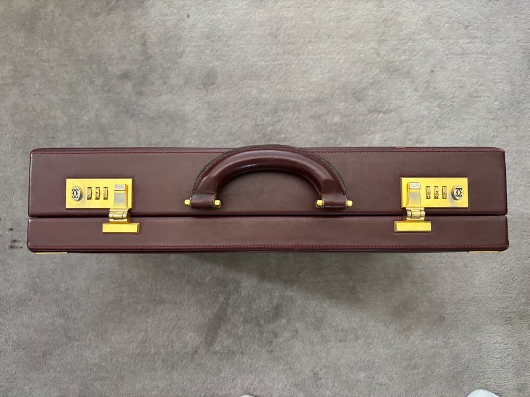 カルティエ　レザーアタッシュケース