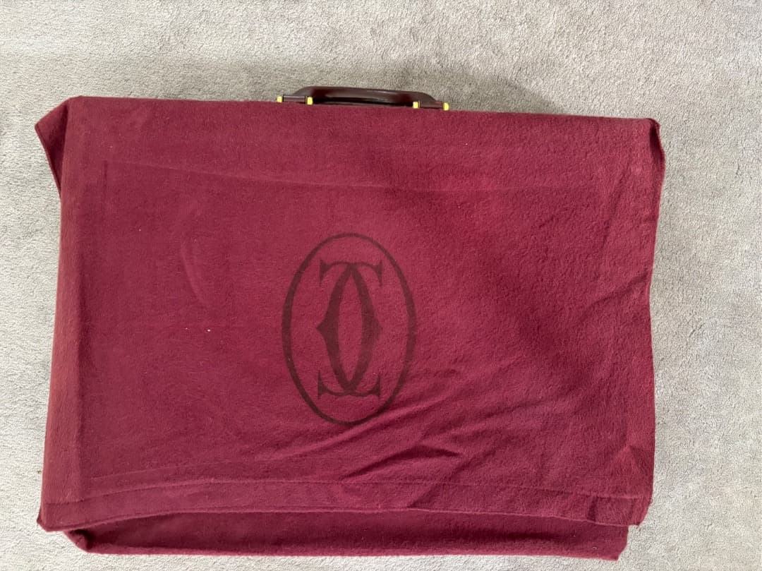 カルティエ　レザーアタッシュケース