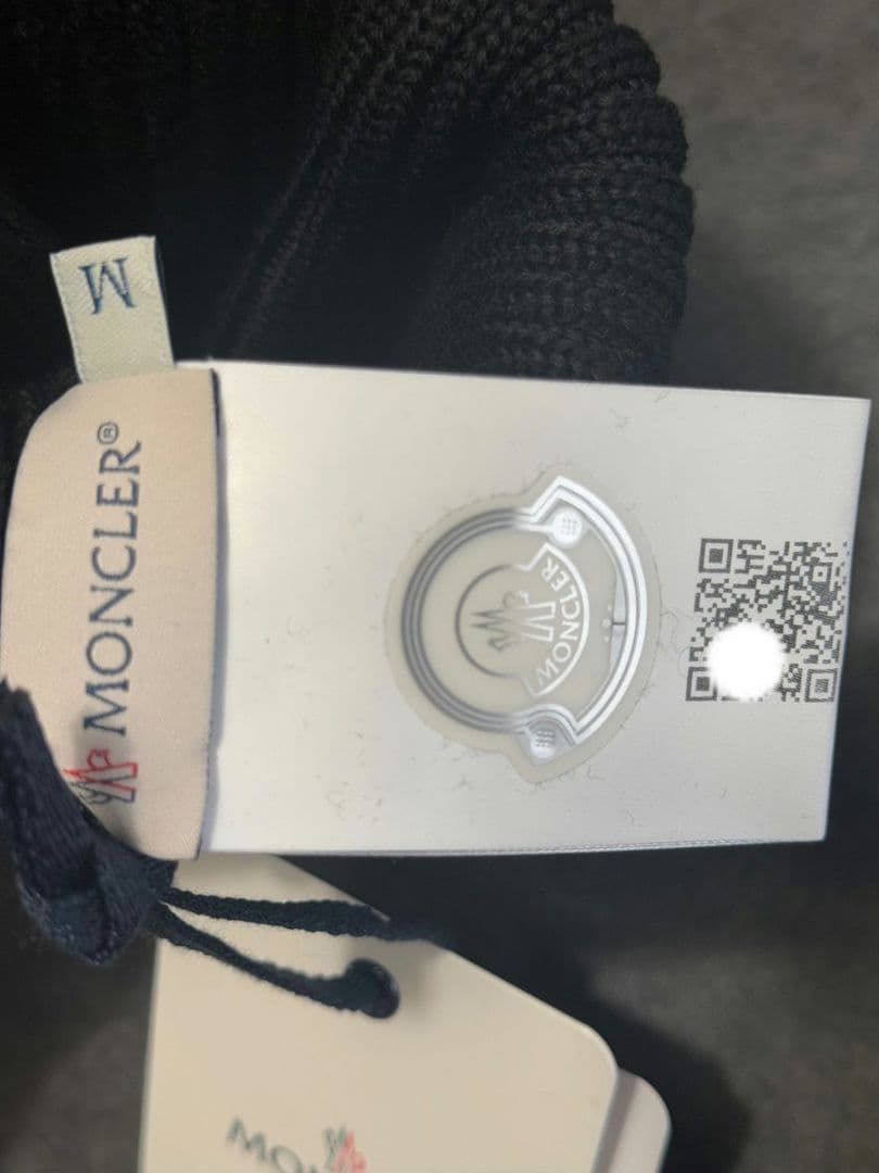 【値下げしました】MONCLER　モンクレール　ニット帽　ブラック　TG M
