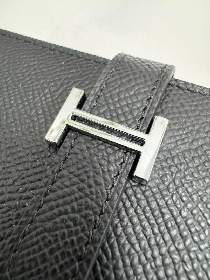 二つ折り財布 ベアンコンパクト ブラック/シルバー金具 エプソン 黒