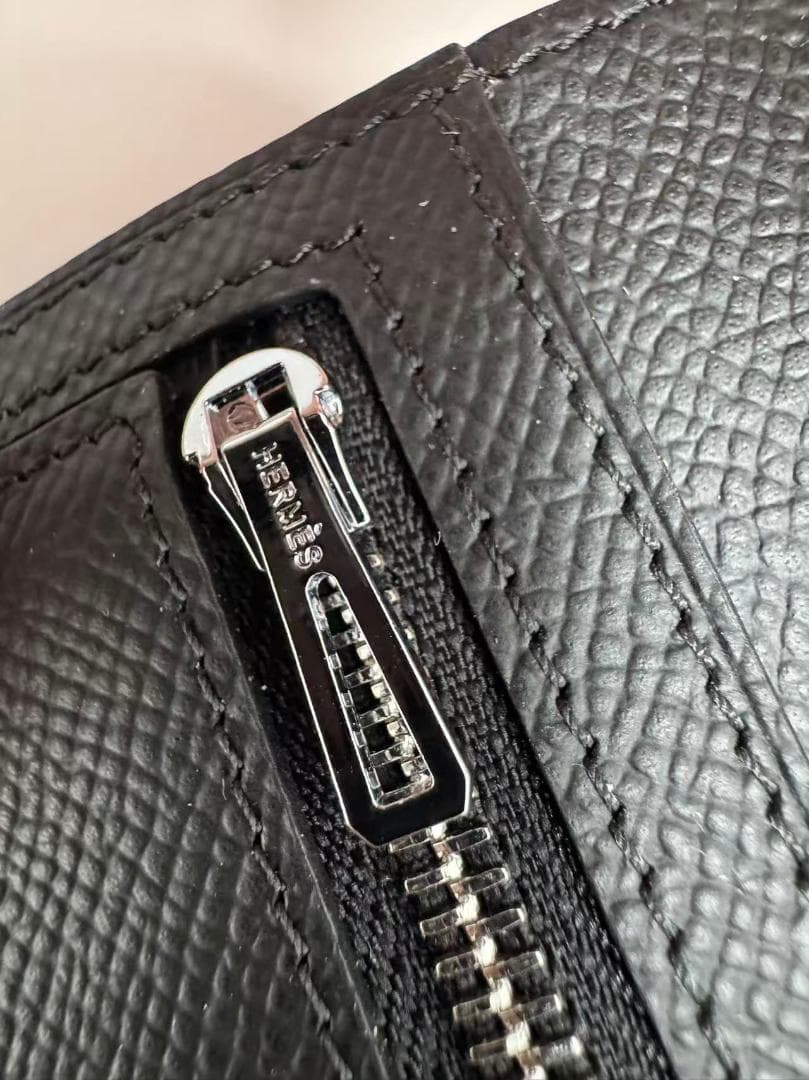 二つ折り財布 ベアンコンパクト ブラック/シルバー金具 エプソン 黒