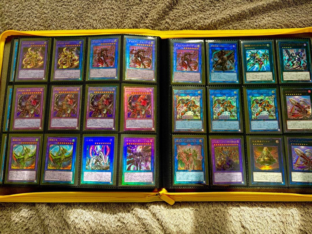 遊戯王　引退品　レリーフなど　435枚