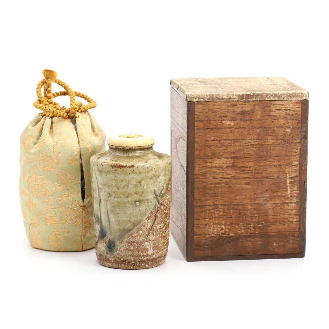 時代 古信楽焼 肩衝 茶入 花唐草文仕覆 茶道具 共箱　V916