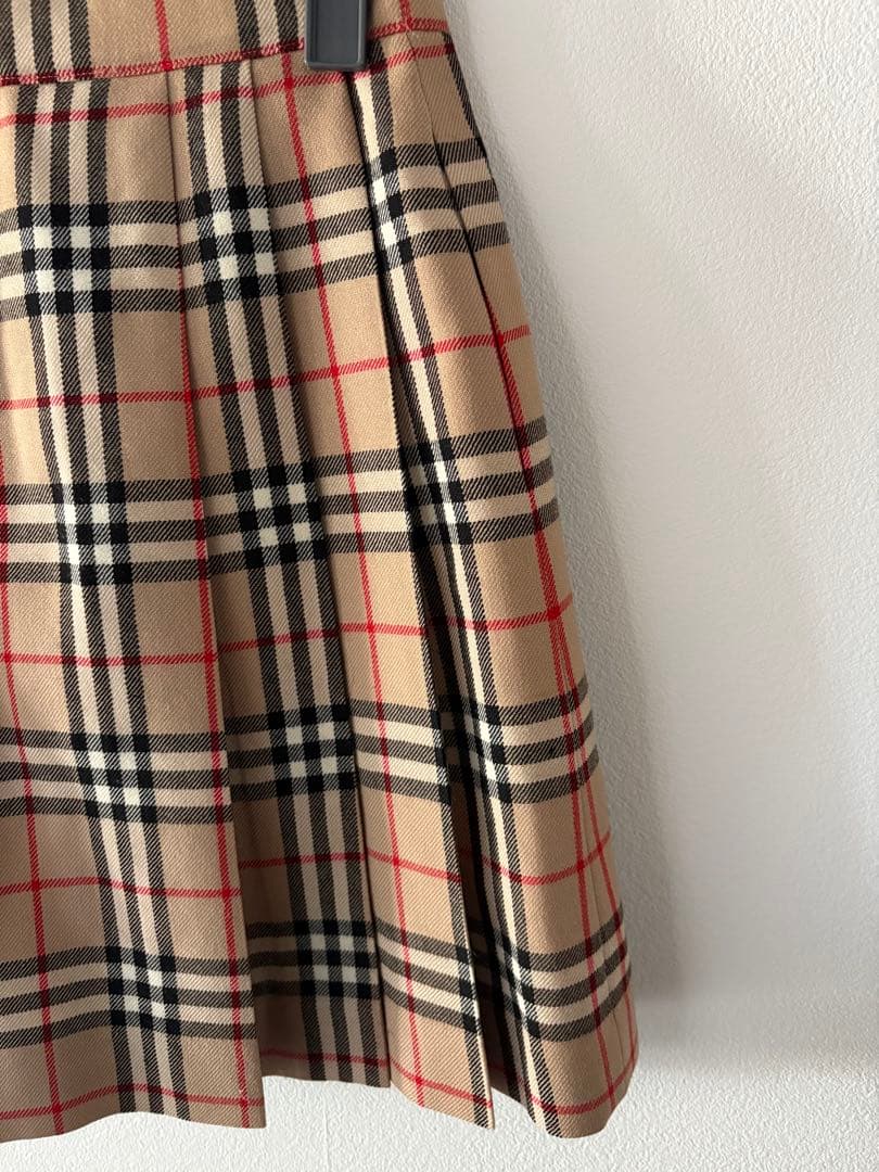 Burberry 140 チェックスカート