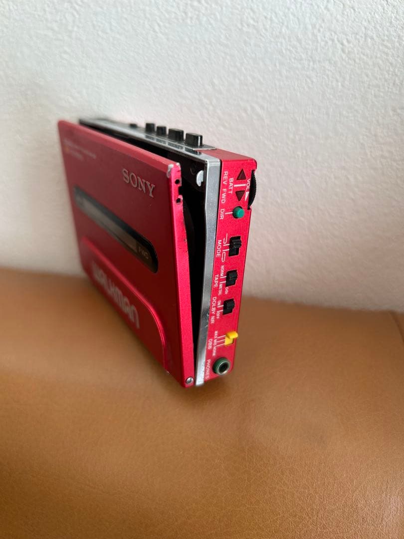 SONY WALKMAN WM-501 ソニー　ウォークマン　レッド　ジャンク