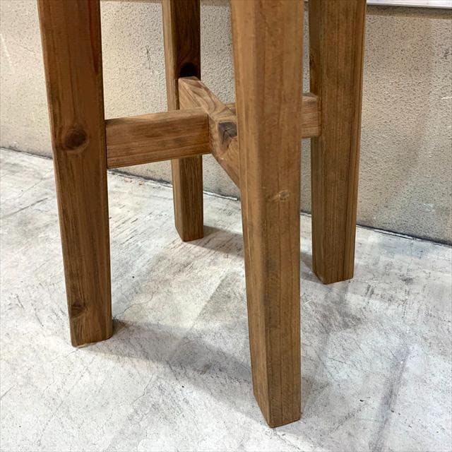 羅針盤の古材スツール（ネイビー）