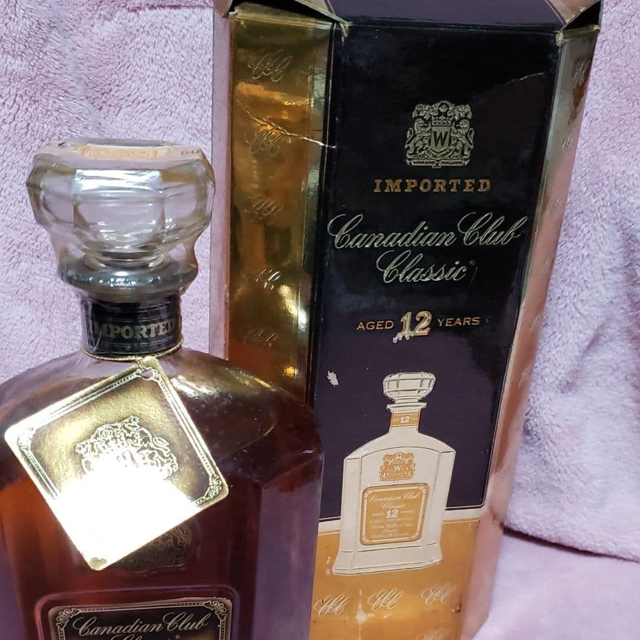 ウイスキー Canadian Club Classic AGED 12 YEARS