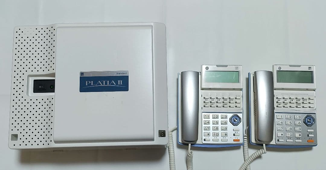 SAXA サクサ PLATIAⅡstd主装置 •電話機セット 2台