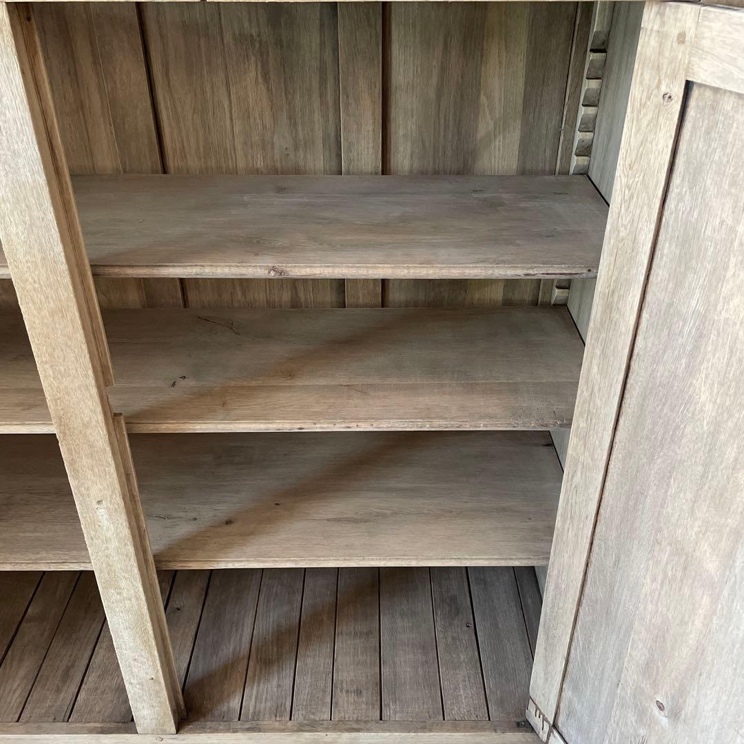 eauビンテージ ドロワーキャビネット 剥離