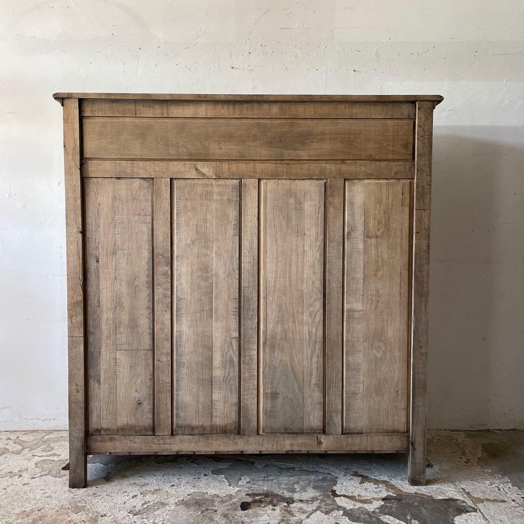 eauビンテージ ドロワーキャビネット 剥離