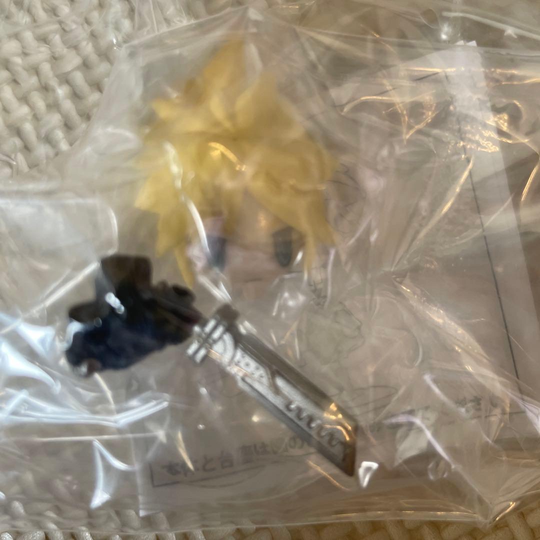 1132 ファイナルファンタジー　トレーディングアーツミニVol.2 クラウド