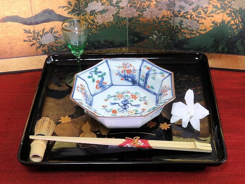 大聖寺伊万里　染錦　柿右衛門写　松竹梅の図　八角膾皿　N293AS-fbuj