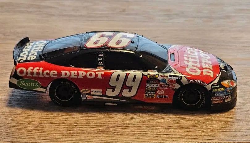 希少 京商ミニッツ MINI-Z NASCAR ナスカーシリーズ本体