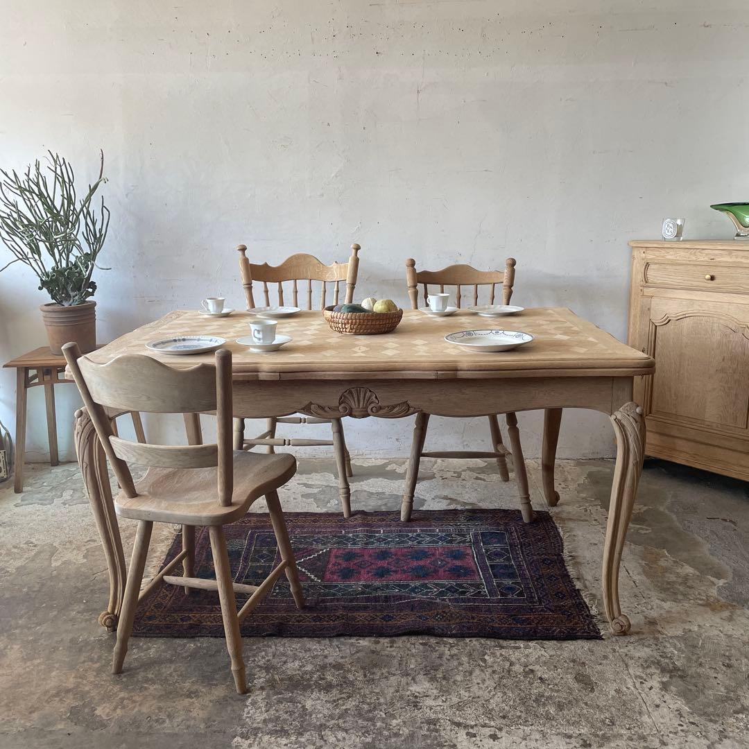 けんけんビンテージ エクステンションダイニングテーブル 剥離