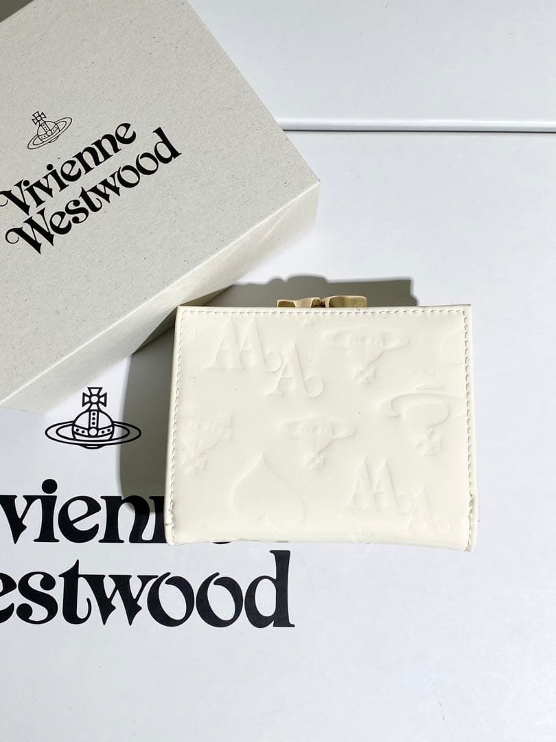 Vivienne Westwood ホワイト三つ折り財布