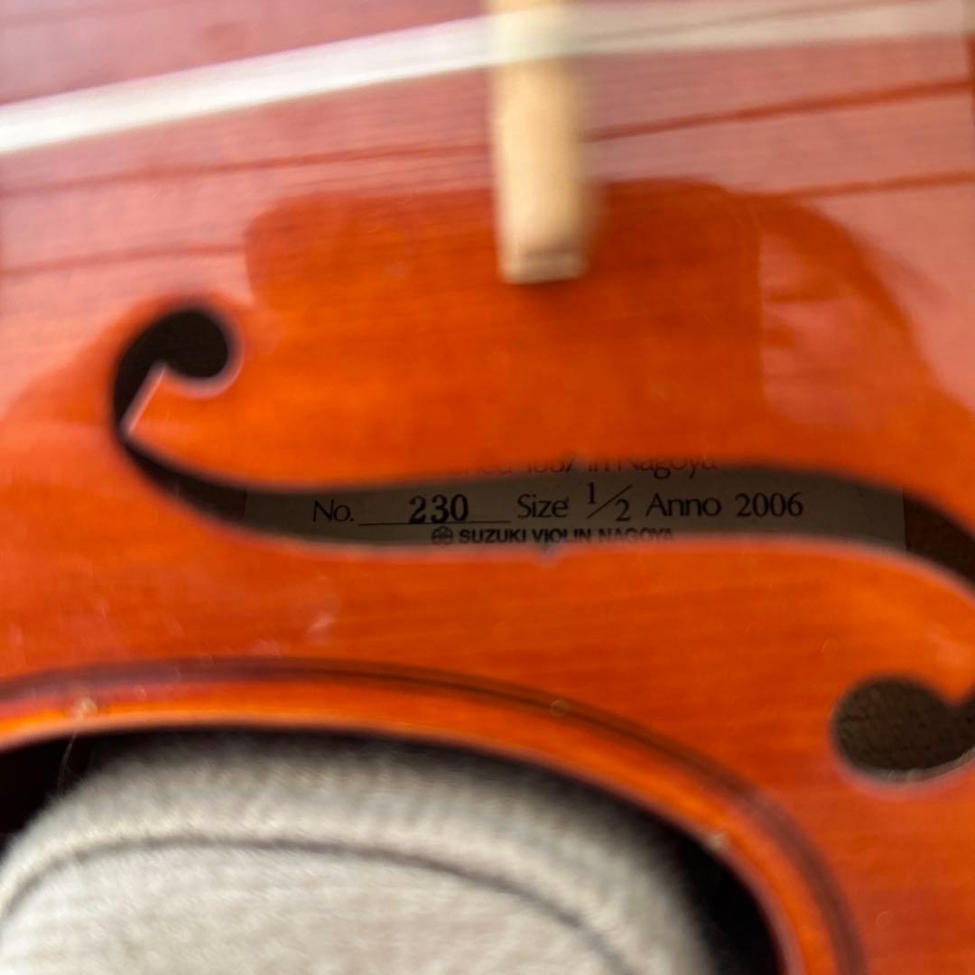 バイオリン　ケースと弓付き　スズキ　SUZUKI 鈴木　 1/2 分数