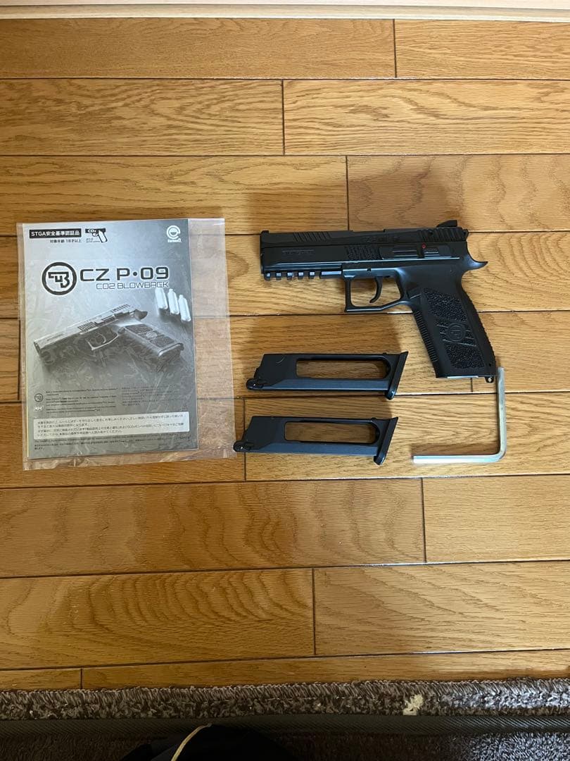 carbon8 CZ-P09 CO2ガスブローバック カーボネイト製