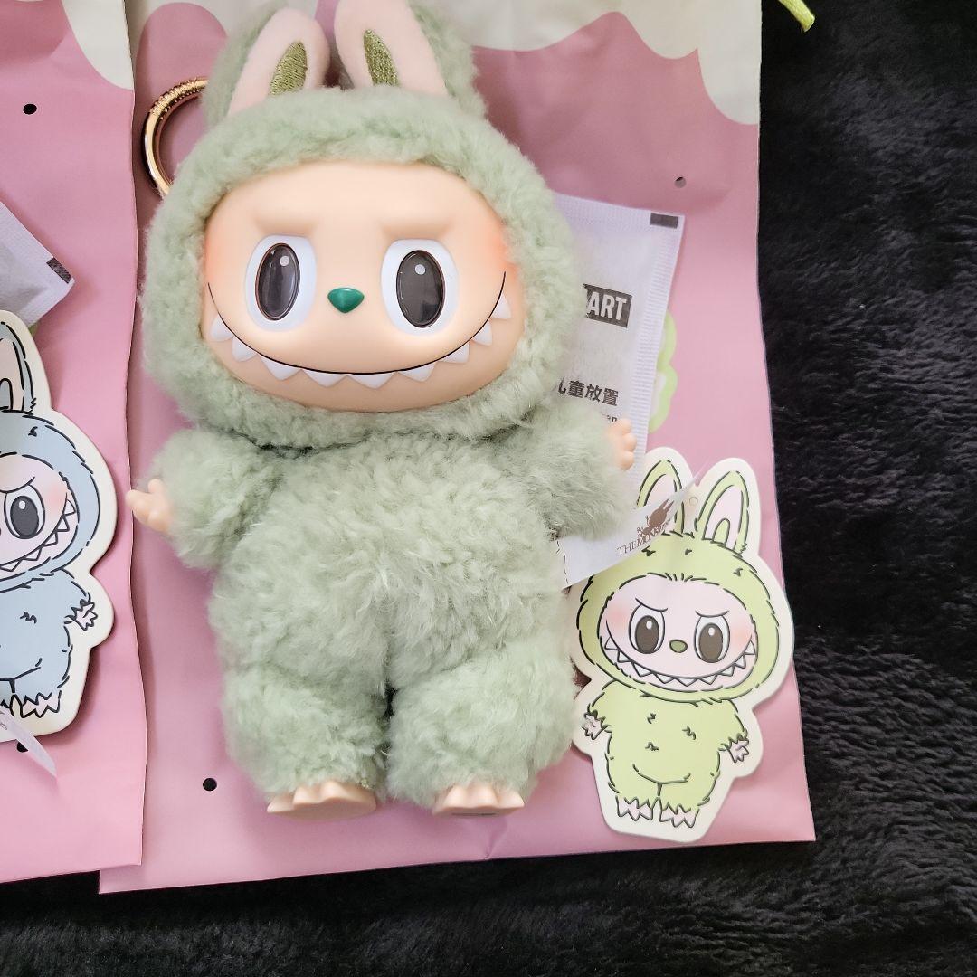 POP MART Exciting Macaron ラブブ　LUBUBU